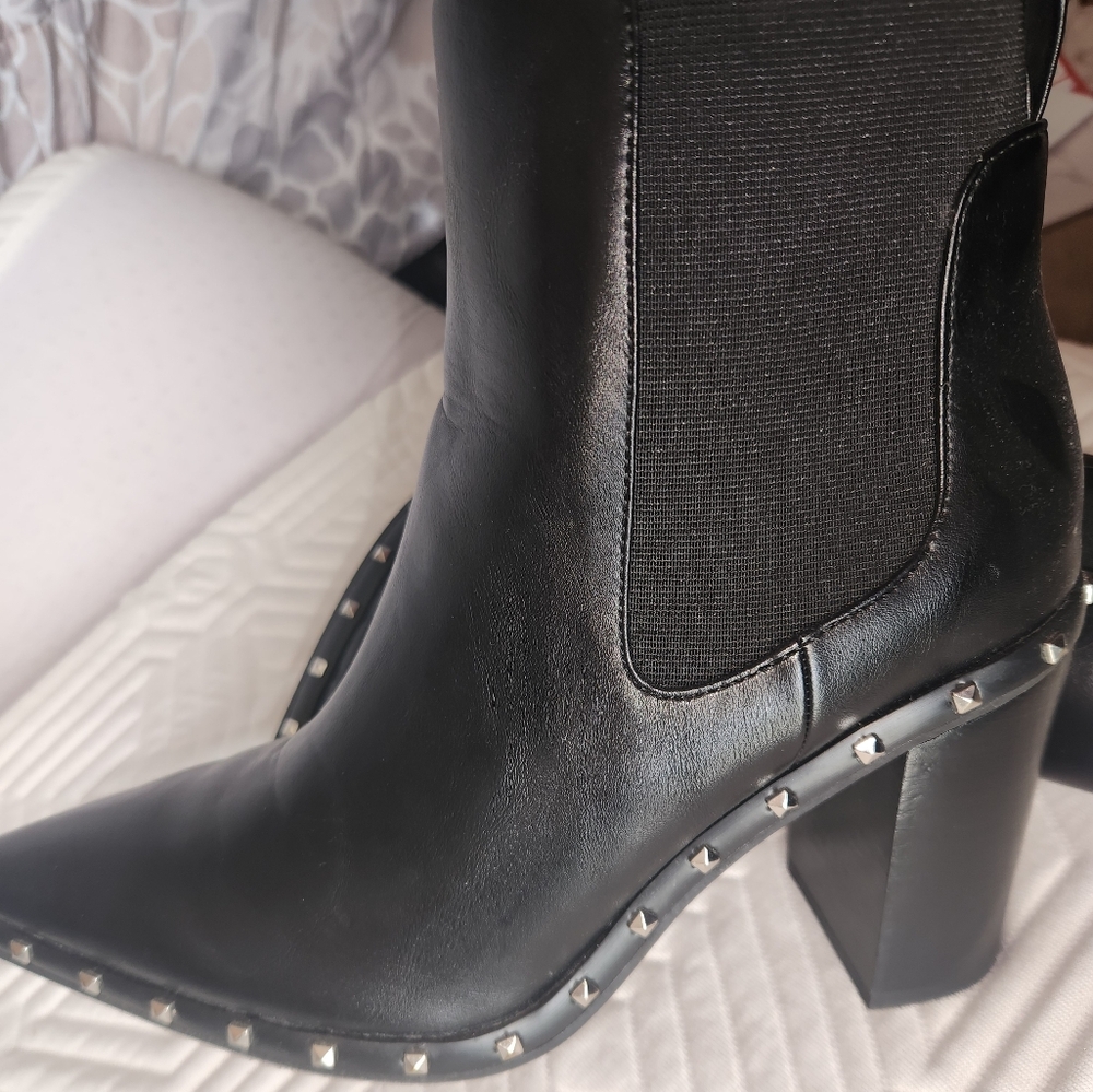Charles by Charles David Boots